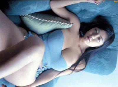 Suka masturbasi, cewek yang haus bgt KONTOL! No number phone! just on twitter! Followback? just mention! thanks