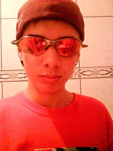 SamueL  , 16 ANoos, Leonino #Filho da @Myrinha_Reforco , #Best da @BellaR___    Qer saber Mais ? Vem Com o Papai