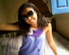 sou uma pessoa muito alegre e muito feliz...e q confia muito em Deus