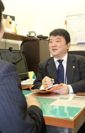 こんにちは！５０を過ぎての独立・開業を目指し新橋駅前に行政書士事務所を開業した寺田淳です。バリバリの営業マン人生を活かした身近な法律問題、特に遺言・相続関連、後見制度を扱ってます。他には自分の体験から５０代のこれからの人生についても語ってます。詳しくは一人暮らし・老人支援ブログ
「先憂後楽」をご覧ください。