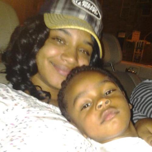 LightPrettyEyez's profile picture. #TeamBaddBitches
#Team R.I.P Lil Gee We Miss You*
#Team Free Gizzle!*