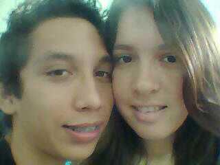 Nuestro ser amado llega a nosotros y nos besa
de nuevo para recordarnos q permaneceremos siempre juntos, hasta la
eternidad.
Mi alma gemela @FabianMachuca92