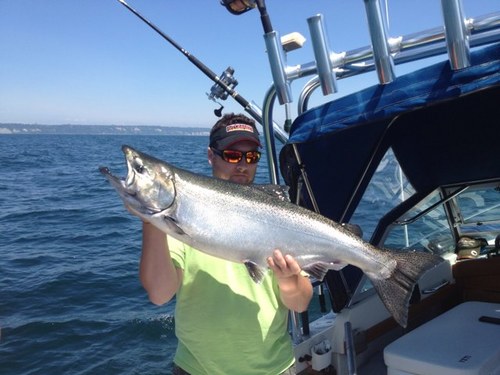 myotfishing's profile picture. Back on the chase for line screaming sharks