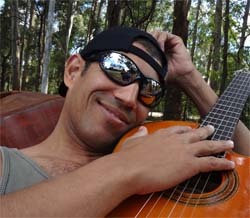 Gil moreno Cantor, compositor, Fotografo, Produtor de Vídeos... http://t.co/ontCHqn0