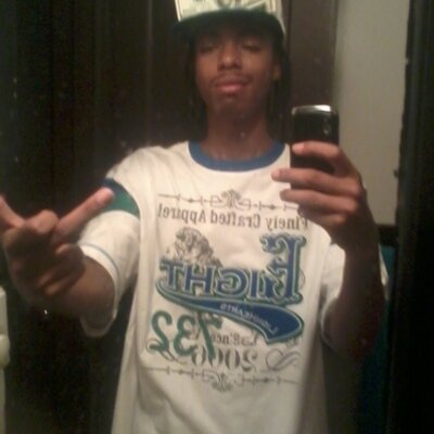 Profile Picture of Marcus Robb (@Umma_WildBoy) on Twitter