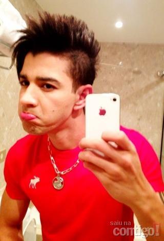 Gusttavo Lima e você
Somos FC do lindoo!