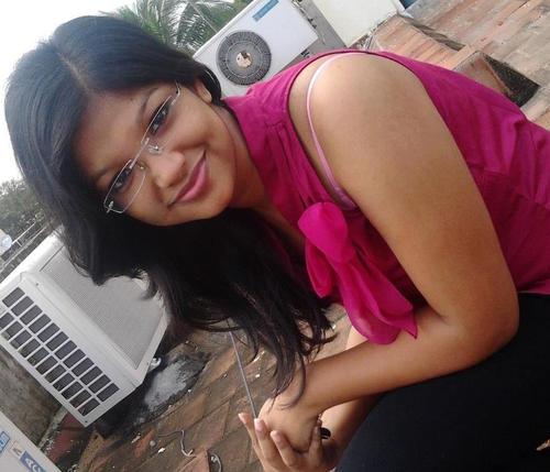 {A Day Dreamer},{Partly Health concious Non Veg Food Junkie!}{Minimum 80 Shades of Grey}{Numlexic}{A Serial Serial Watcher}