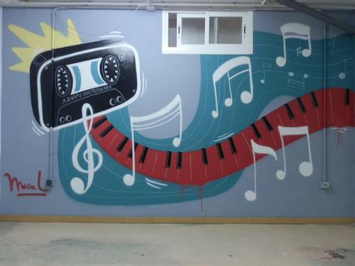 andreu_hamfri's profile picture. Toco molts pals a la vegada, de vegades dic alguna cosa interessant.  Produeixo el pòdcast Àrea 440, que podeu seguir a https://t.co/LZzM4PnfLM