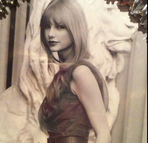Keeping you Updated with @taylorswift13's Tweets.Wonderstruck,Available in UK,July 25th.