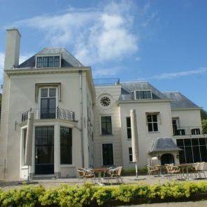 LandgoedteWerve's profile picture. Landgoed Te Werve ligt in een natuurpark van 29 hectare in Rijswijk. Het landgoed is geschikt voor bruiloften, vergaderingen, diners, feesten en recepties.