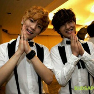 Fiona kpopers (@FionaYovita) | Twitter