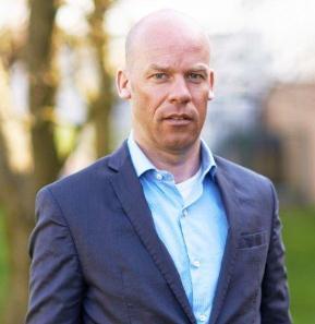 unizo directeur, passionate about entrepreneurship, travelling , sports