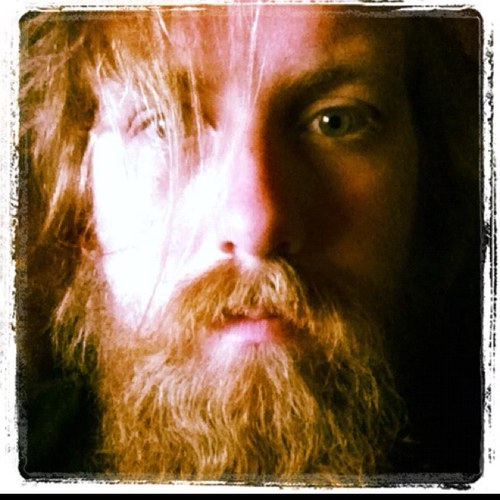 ryan__sinnott's profile picture. bassplayer engineer booknerd