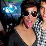 Deus me colocou na Terra por três razões: para fazer música em alto volume, vídeos gays e fazer barulho - Lady Gaga
