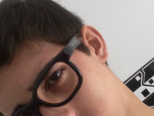 thealecs13's profile picture. Não sou perfeito, mais tenho meus encantos.