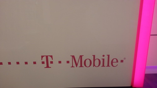 tmobileWestOaks's profile picture. we are the best store out there! also follow US on instagram!!!
