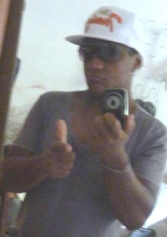 ai meninas! 
to na pista pra negocio em!!*-*