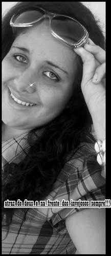 se flam pelas costas e sinal k eu estou na frente!!!
atrz de DEUS e na frente dos INVEJOSOS sempre!!!!