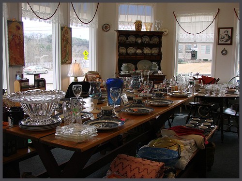 Consignments of all kinds, furniture, jewelry, antiques, collectibles, novelties, linens, and much more. Quality items, inexpensive, and down to earth service.