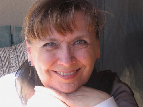 ScreaminjeanL's profile picture. photographer, graphics, artist, caring for my parent.