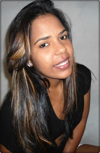 Quem sou eu? A alegria de quem me ama, a tristeza de quem me odeia e a acupação de quem me inveja!