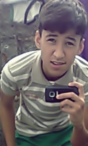 - Capricornianno, RubroNegro, Doido, Palhaço, SemJuizo,Bipolar, Companheiro, Feio, MuitoCiumento, Brincalhão, Mora em Areial , Quer maas, Seguee aai ' *--*