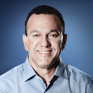 Osmar Martins Borges, um político sério e competente, eleito 3 vezes vereador, com recorde de votos em 2008. É o povo na prefeitura. 45.