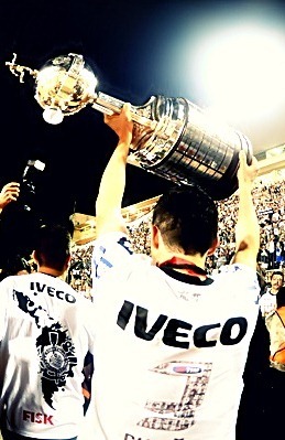 twitter criado : 1 de setembro de 2011
dono: @Oficial_juan  
 FACEBOOK: http://t.co/pQvONey9z8
