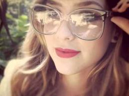 Ela a minha Diva Linda,a minha princesa,o meu dengo,a base dos meus exemplos e o meu maior orgulho . ! @sophiaabrahao

25/12-30/05-13/06-04/07