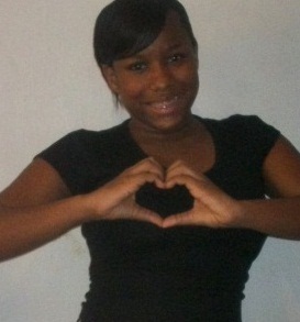 ' a cara de $anta mas a maldade tá na mente. oh que fiiiiiiita zé mané ♪
BRONKKEIRA SEMPRE (Y)