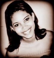 Falar sobre mim é como tentar explicar as cores a um cego! #Evangélica, #Adoradora, #PsyMinhaPaixão, Irmã e Amiga do @_pqpjunior_ S2