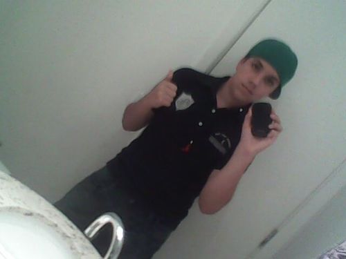 É muita ingenuidade esperar pelo amor, né?