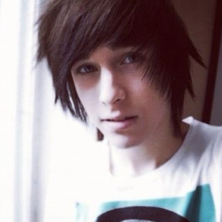 Asking Alexandria and Sleeping With Sirens are all I need to live. ~single~                                               http://t.co/jYRkkNQtKg