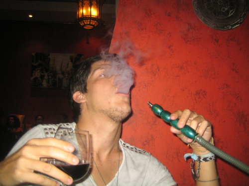 meditar escuchar music, arte,fumar marihuana cotorrear,etc....