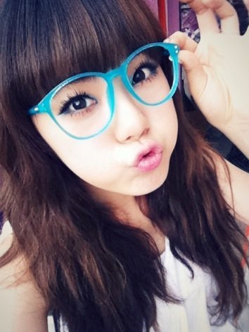 Veriefed RolePlayer Ulzzang Lizzy from @Extravagant_RP|92Lines|@HK_2Ne1ParkBom's eonni. waiting namja single for me ^^