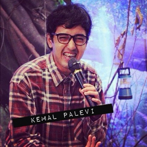 fanbase of @kemalpalevi located at yogyakarta. keep suport kemal in stand up comedy season 2. GO FOLLOW US! :D