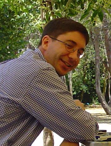 dmago2003's profile picture. Profesor de nada, alumno de todo, inútil certificado