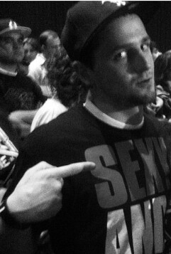 Im a guy who grew up with nothing, doing what I can to earn something. #SingleSwag #BigHomie #HighLife #Bass #FWYH