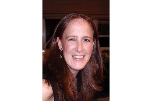 I am a working mom with a wonderful and loving husband and 2 fabulous kids.