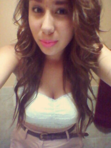 dont mistake my kindness for flirtinq, im happily taken by my amazinq boyfriend (: | CCHS | Sophmore | Vintage | youh look lost, follow meh I'll lead the way (: