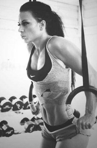 SkinnyGirlsTalk's profile picture. Obsessed with clean eating. Personal trainer at the Rush. Just a college girl fighting the good fight of fitness!