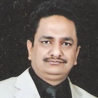 cecofan's profile picture. Economist