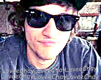 Encontrei minha paz em teu sorriso e minha força em teu existir Amor INFINITO @ChayLeao Dona : @_ManuDivasempre , moderadoras @thaiisChagas e @CorujinhaDaManu