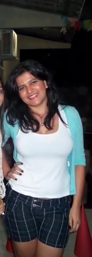 nordestina,estudante,catolica, carismatica, 22 anos, confusa, ciumenta, alegre, indecisa, feia, chocolate e açai *--* Follow me