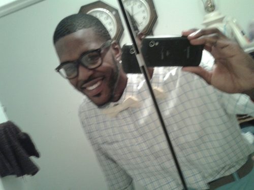 AmbitiousDes's profile picture. Whats up yall!! Its me Desmond, im new to this twitter world so yall help me out. Wanna know more...ask!!