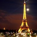 Aime le SEO, le web, le sport et vous.