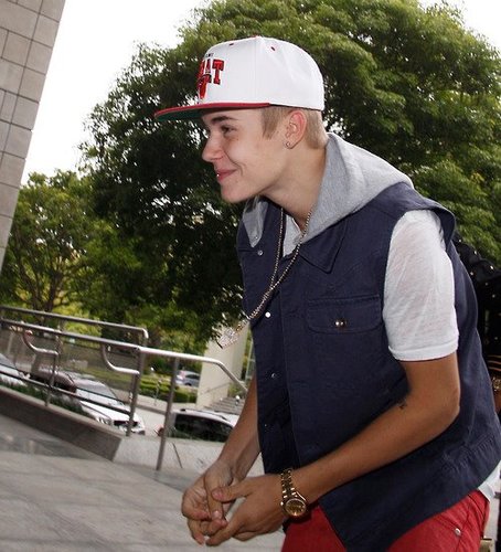 Justin Bieber. Beliebers are their from the beginning to the non existing ending! 6/18/12 & 6/19/12