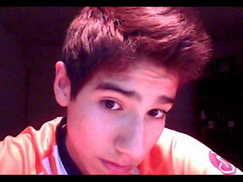 pzzz. nacii el 12 de diciiembre tengo 15 y me gusta andar en la callle con miiis amiiigos!!!!