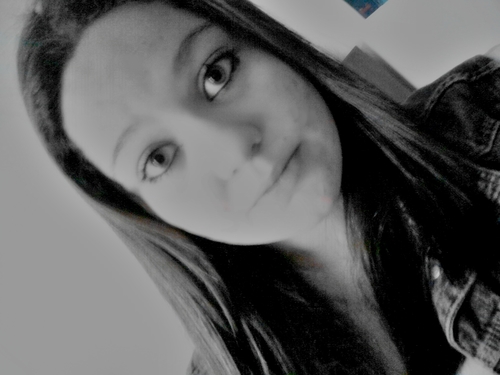 “Falar sem aspas, amar sem interrogação, sonhar com reticências, viver sem ponto final.” @luansantana s2