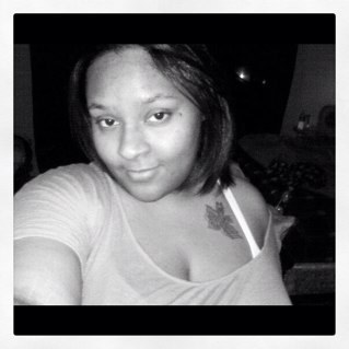 EbbieMonique202's profile picture. If you knew better, you would do better.